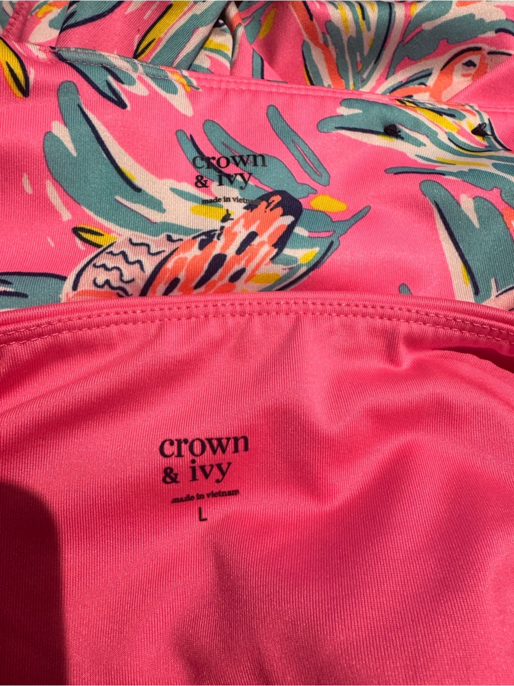 crown & ivy (2) Pair Hot Pink Solid & Hot Pink Floral Parrot Print Leggings - Picture 3 of 6